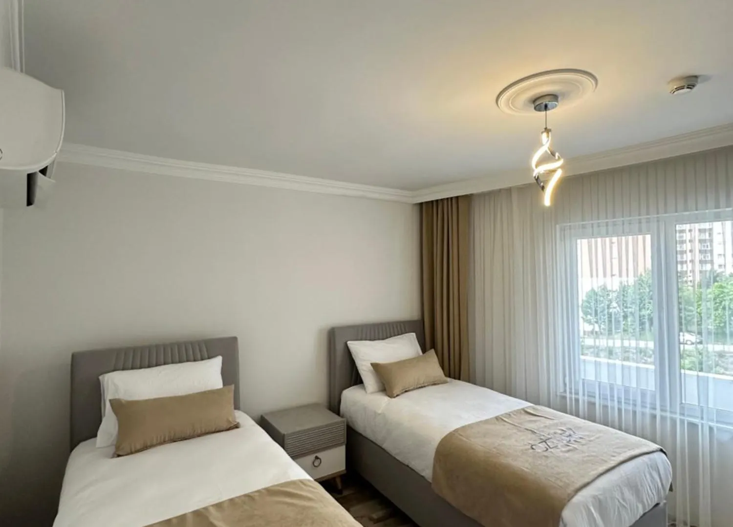 Oeztuerk Vip Apartment Pelitli
